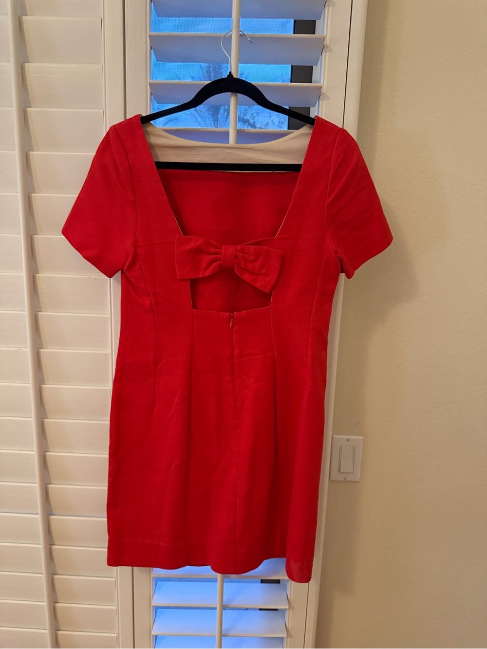 Maeve Red Short-Sleeve Mini Shift Dress with Bow Back